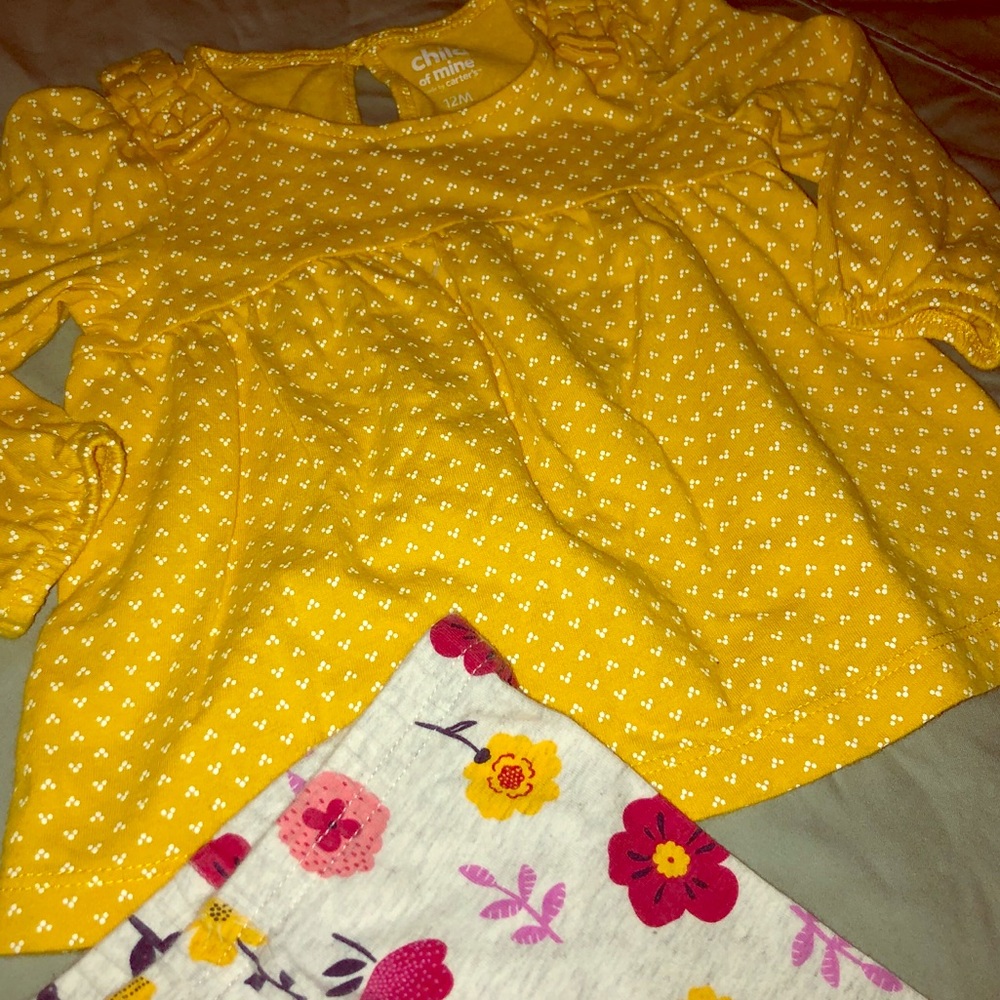 Mustard top with leggings